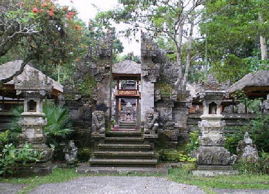 8 Must Visit Hindu Temples In Bali Honeycombers Bali 8635