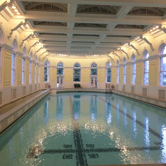 2014-10-29-thehomesteadpoolvirginiaemilywarman_large.jpg