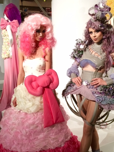 2014-10-30-kittyfashion.jpg