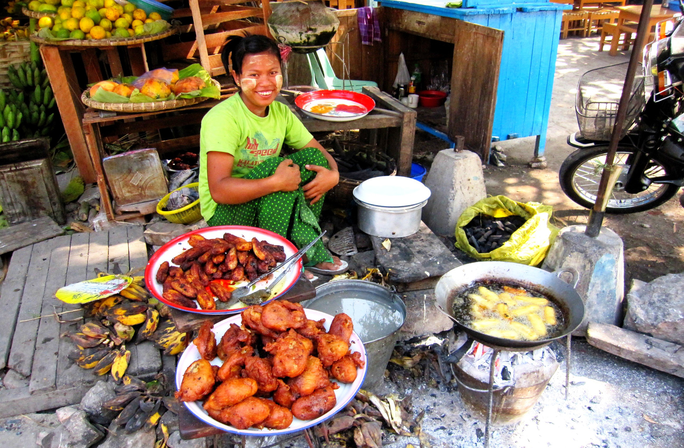 Deep Fried Snack Myanmar Street Food Stock Photo 1034910889