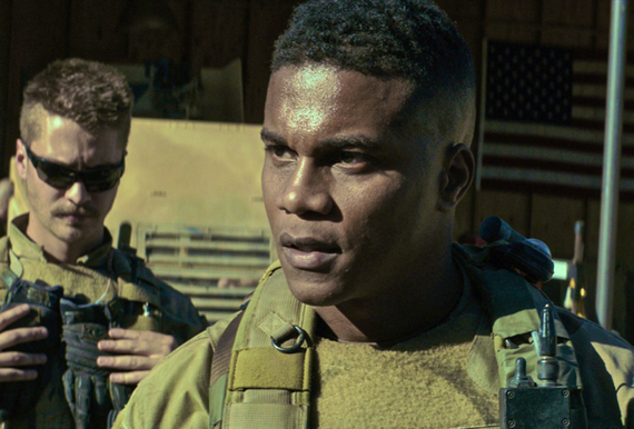 2015-01-10-LukeGrimesandCoryHardrictasplayyoungG.I.sinthewardramaAmericanSniperSM.jpg