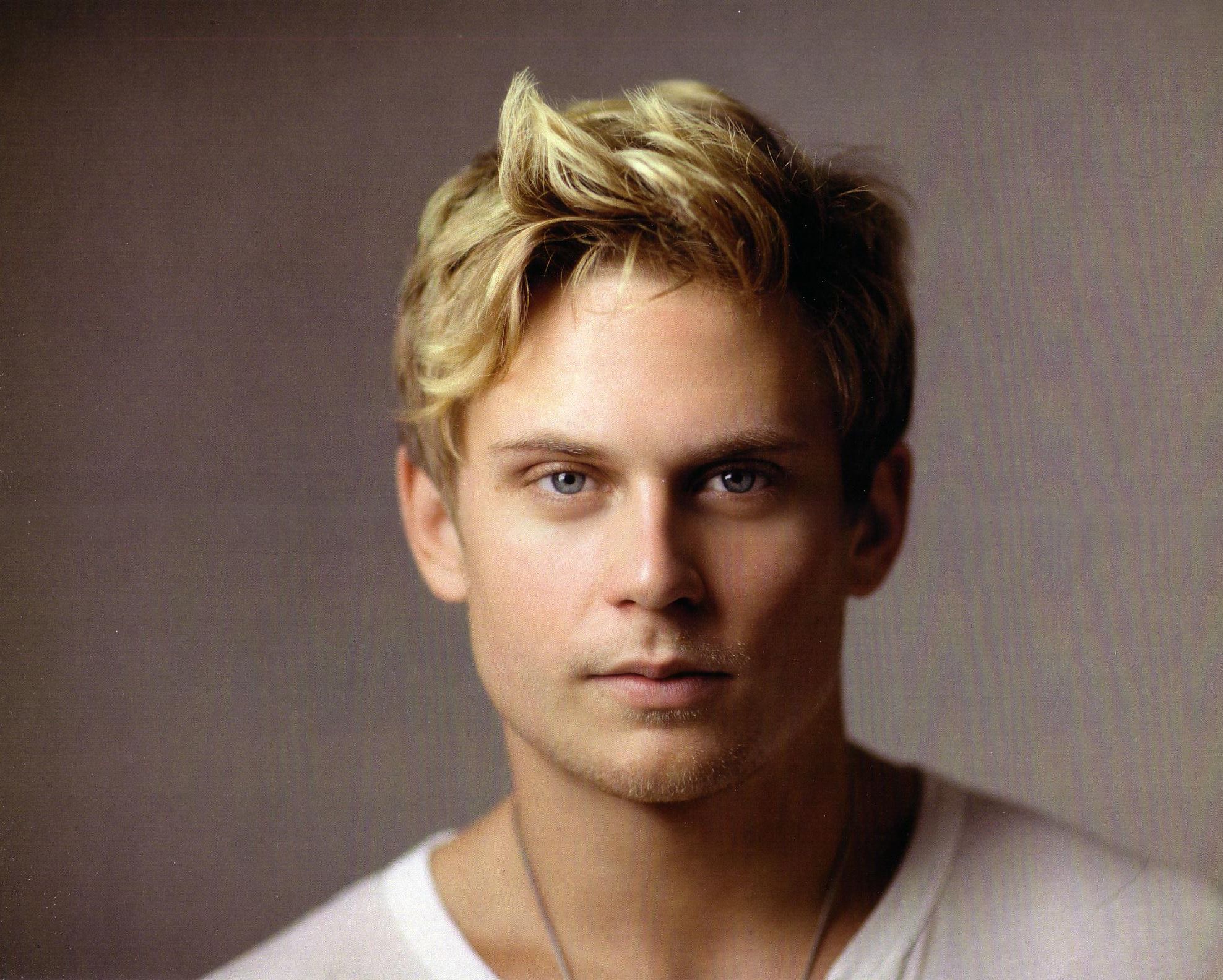 Billy Magnussen Goes 'Into The Woods' and Comes Out a Star HuffPost