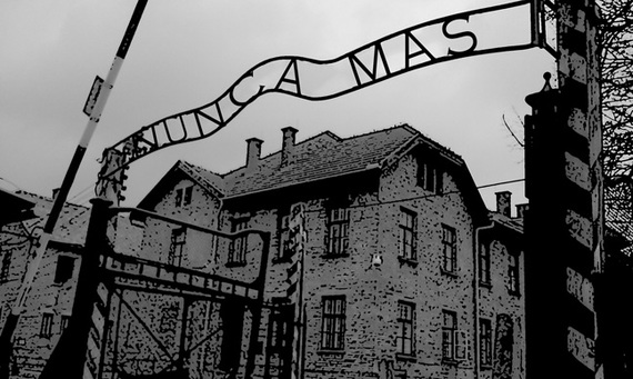 2015-02-04-arbeitmachtfreinunca.jpg