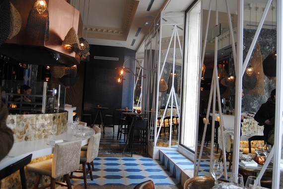 2015-02-11-espaciorawbar.jpg