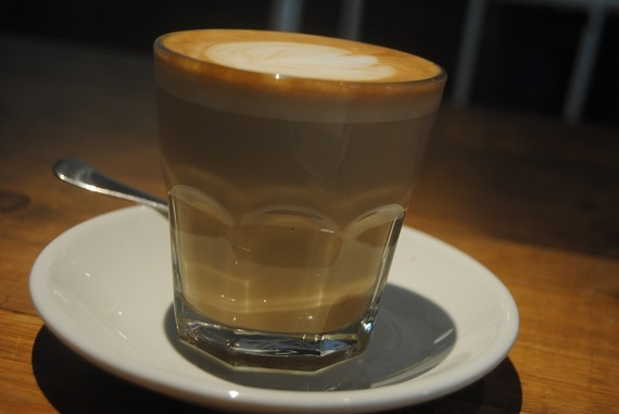 2015-03-05-1425541131-2743240-cafenvaso2.jpg