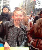 2015-03-09-1425903367-4465549-mani4.png