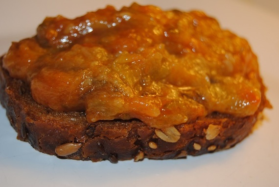 2015-03-20-1426856086-5987270-webpistocontorrijadetomate.jpg