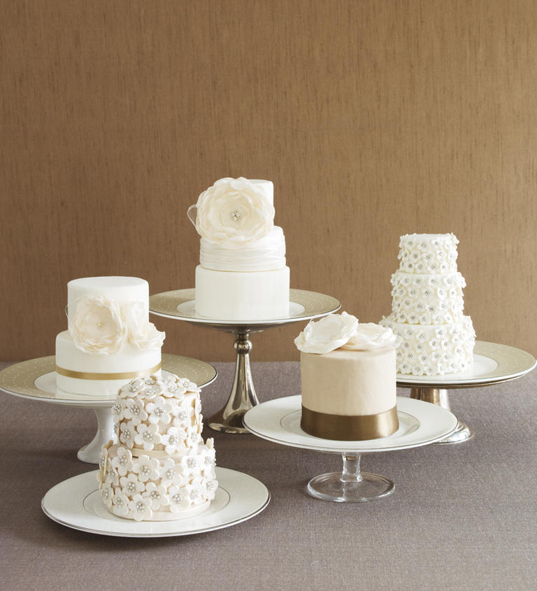 10 Wedding Cakes That Almost Look Too Pretty To Eat | HuffPost Life