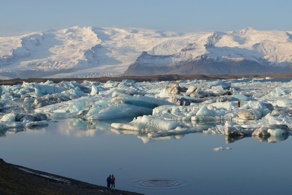 2015-04-08-1428508122-4505407-Jokulsarlonlagoonaftersunriseiceland.jpg