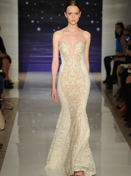 This skintight Reem Acra dress with a plunging sweetheart neckline ...