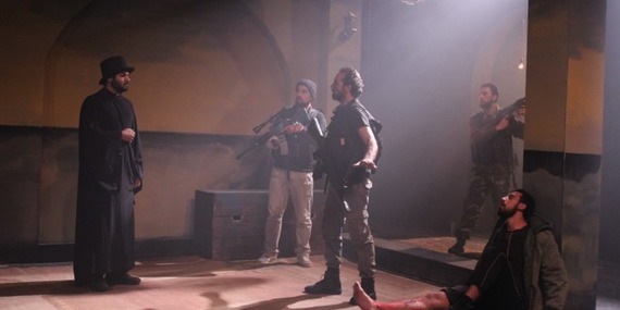 2015-05-11-1431347596-9614681-Thesiegeplay3.jpg