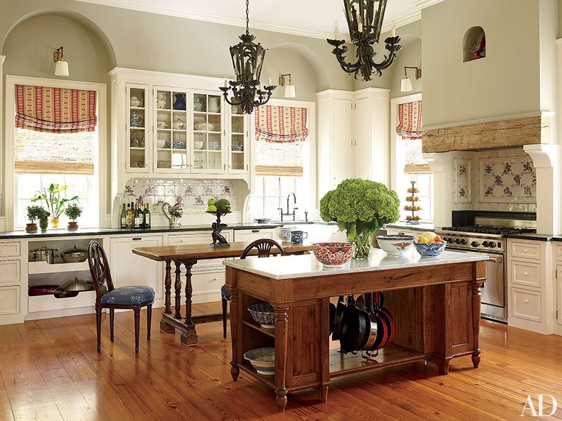 Kitchen cabinetry doesn't have to match perfectly. Here, a ...