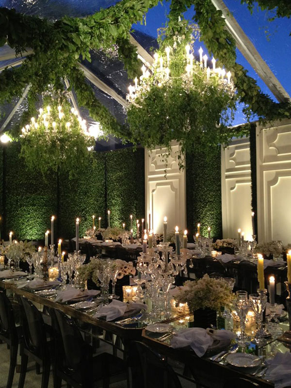 4 Gorgeous Ways To Bring The Outside Into Your Wedding ...