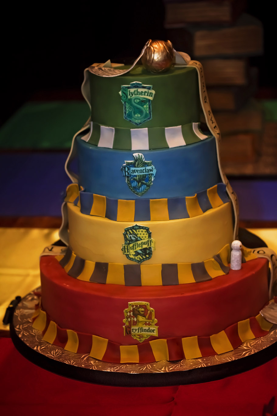 Elegant Harry Potter Wedding in France  Harry potter wedding cakes, Harry  potter wedding theme, Harry potter wedding