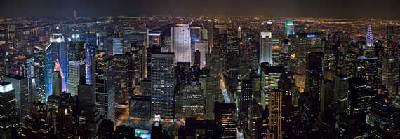 2015-08-27-1440719723-3394941-New_York_Midtown_Skyline_at_night__Jan_2006_edit1.jpg