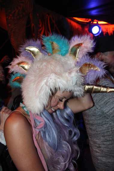 2015-08-29-1440883634-456051-unicorngirl.jpg