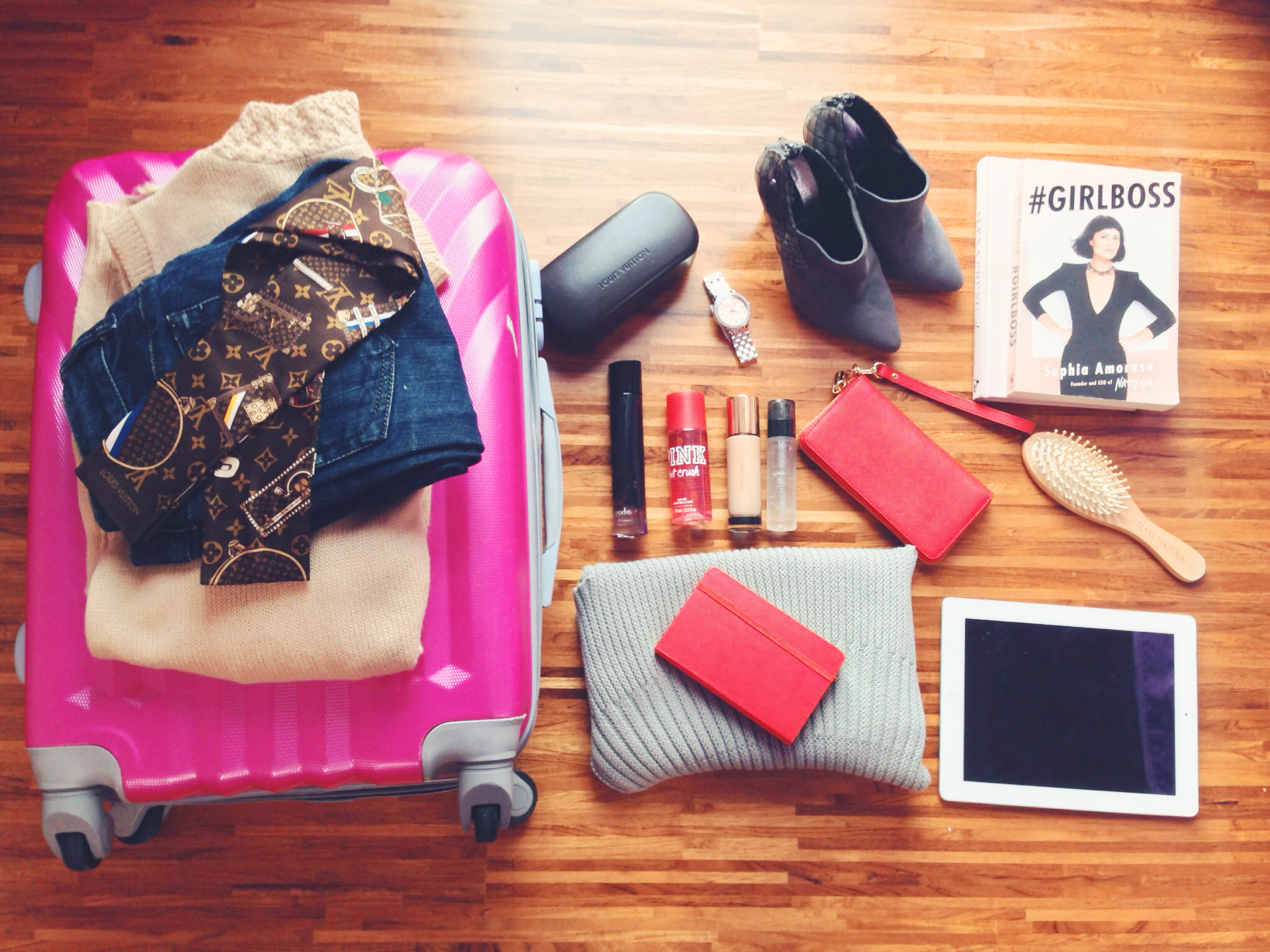 5 Tips To Look Good For Travel While Packing Light