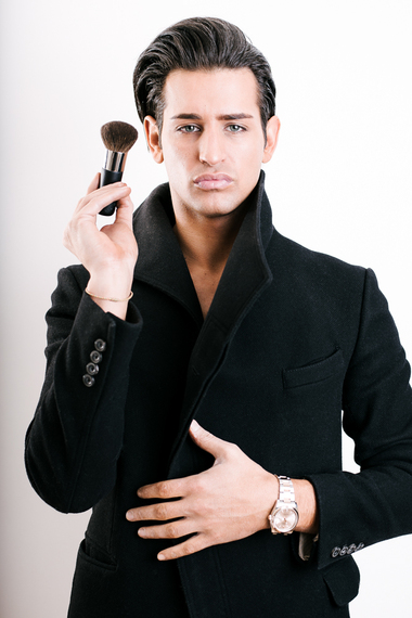 2015-09-11-1441982722-8878589-Ollie_Locke_Medium_Alex_Wallace_Photography_0005.jpg