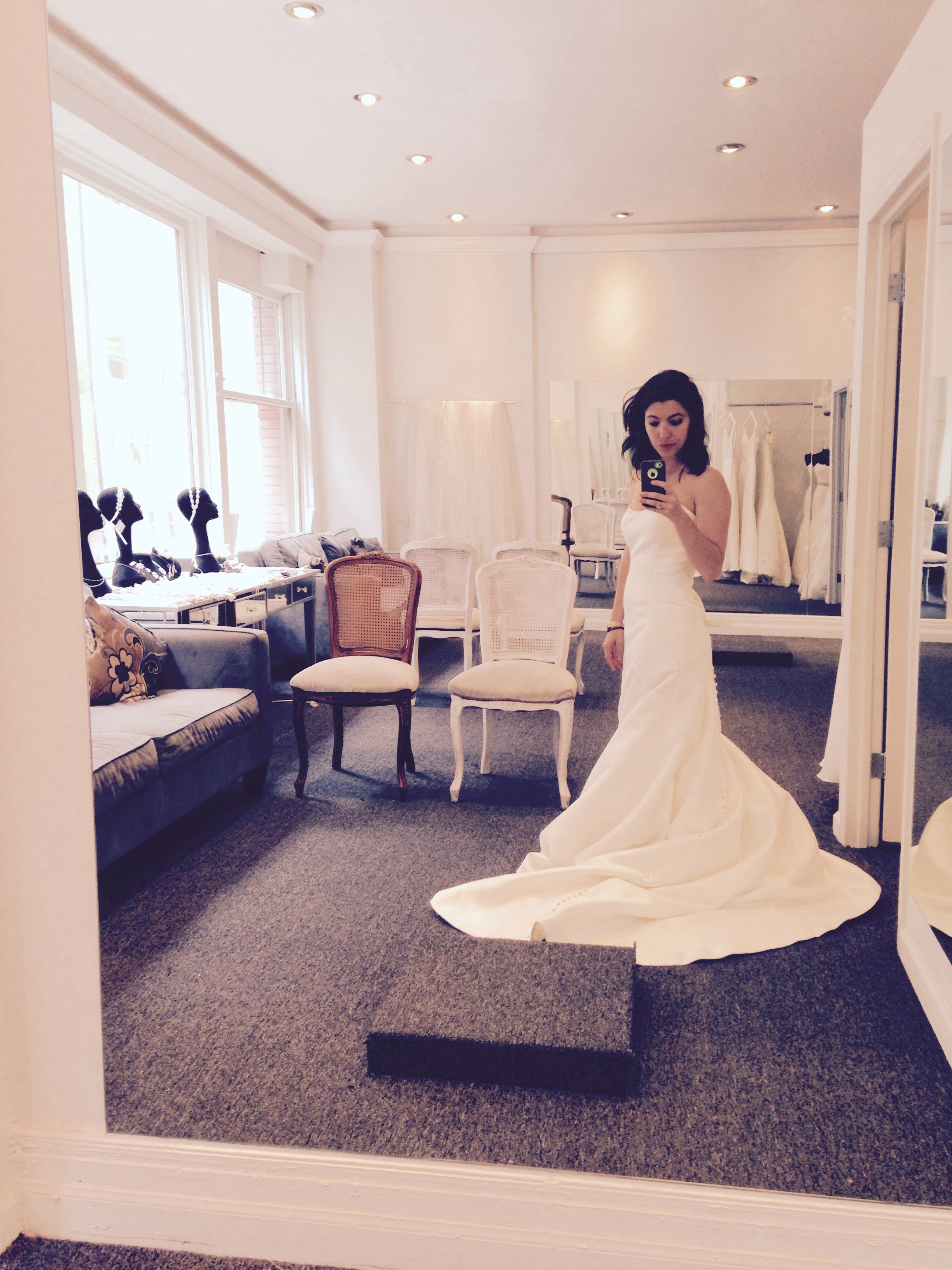 i-went-wedding-dress-shopping-alone-in-manhattan-and-here-s-what-i