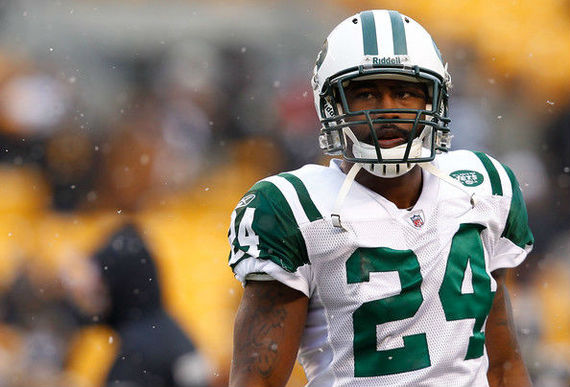 2015-09-25-1443151225-102859-DarrelleRevis.jpg