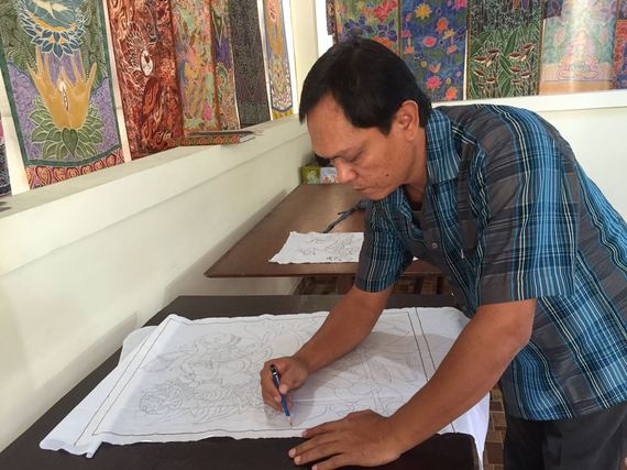 a lesson in Batik at the home studio of a local artist, Widya