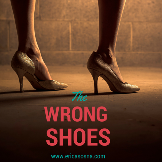 2015-10-09-1444396616-5835291-WrongShoes.png