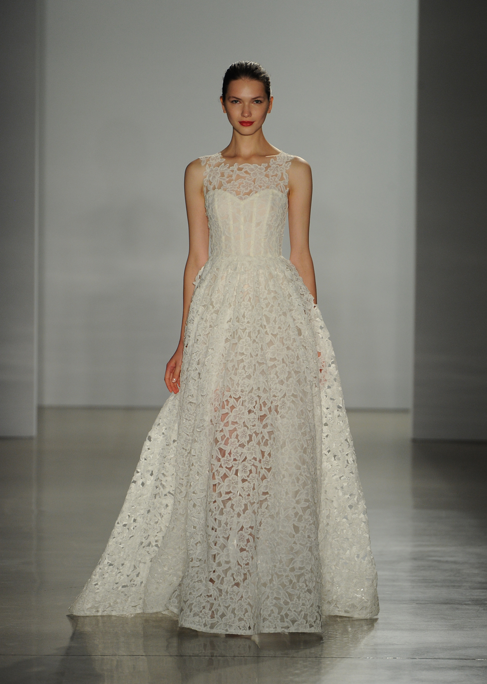 Lace Wedding Gowns for Fall, Winter, Spring & Summer