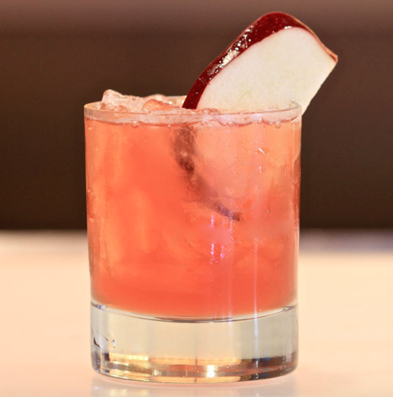 2015-10-11-1444589088-6691417-AppleCobblerCocktail.png