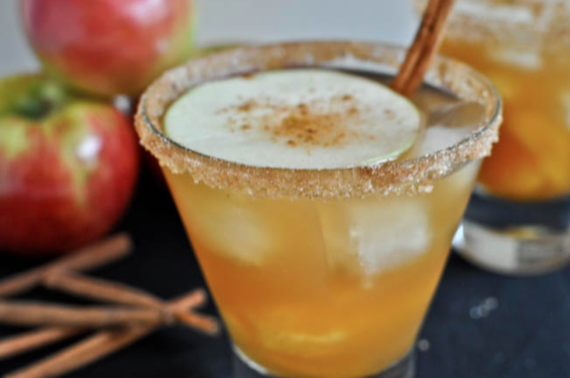 2015-10-11-1444589168-7592251-AppleCiderMargaritas.png