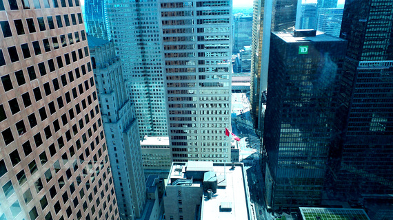 2015-10-27-1445986953-2207228-viewfromtrumptorontopresidentialsuite.jpg