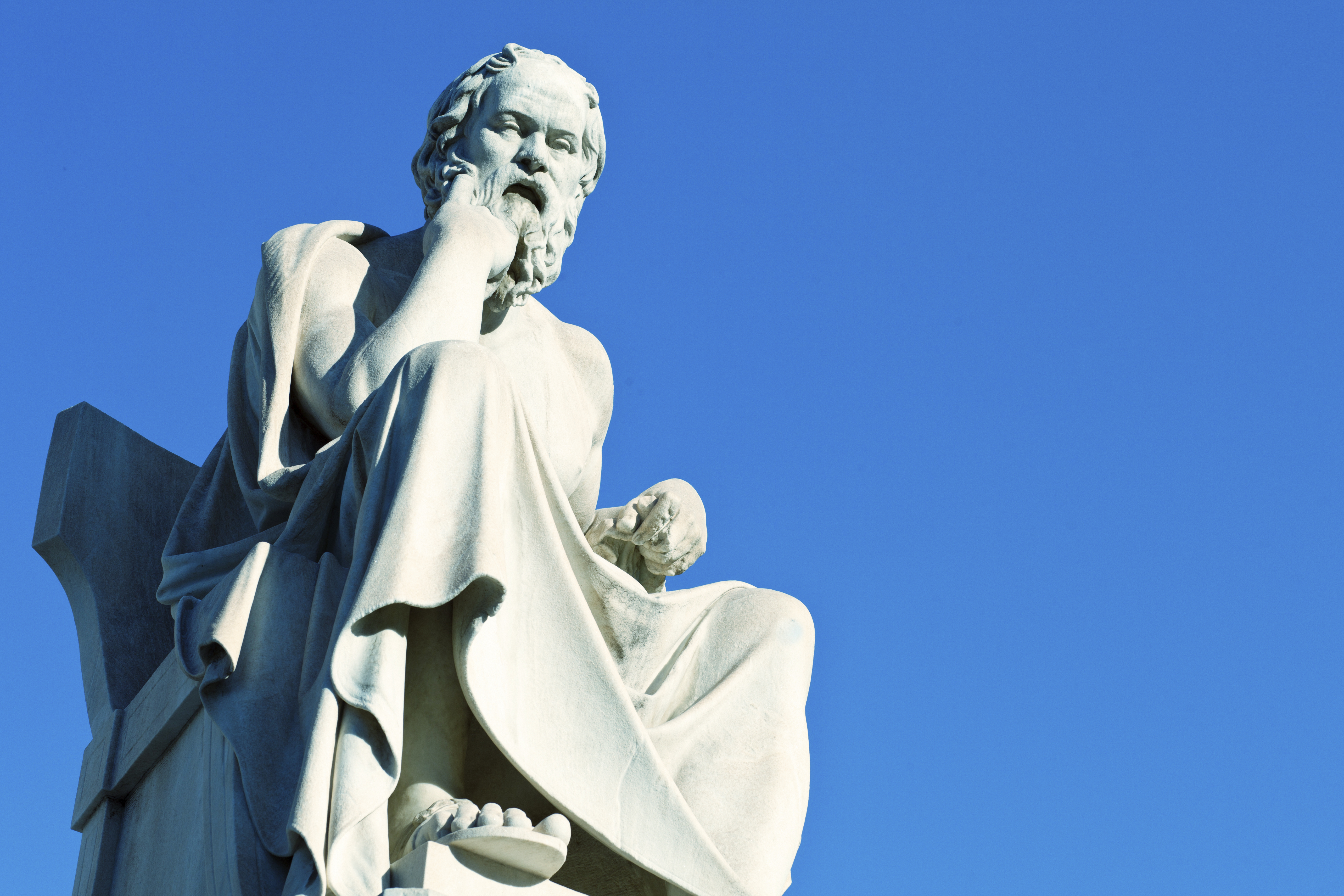 2015-11-05-1446720420-5363381-Socratesstatueinstagramlook000056195696_XXXLarge.jpg