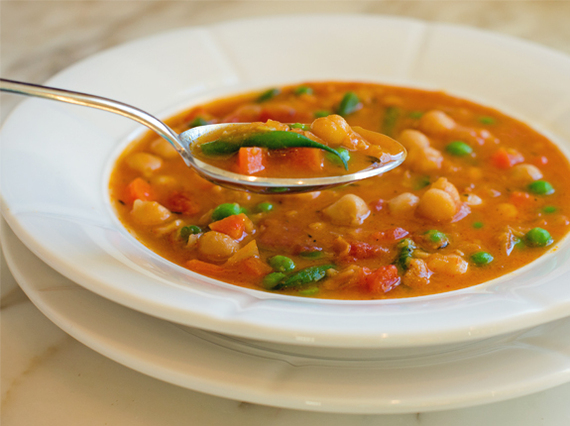 2015-11-23-1448309285-1529245-SmokeyChickpeaSoup.jpg