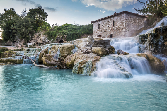 2015-12-11-1449873003-1678183-iStock_000056842222_Full.jpg