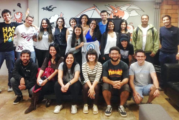 2016-01-06-1452093789-7901561-02_bh_women_techmakers01.jpeg