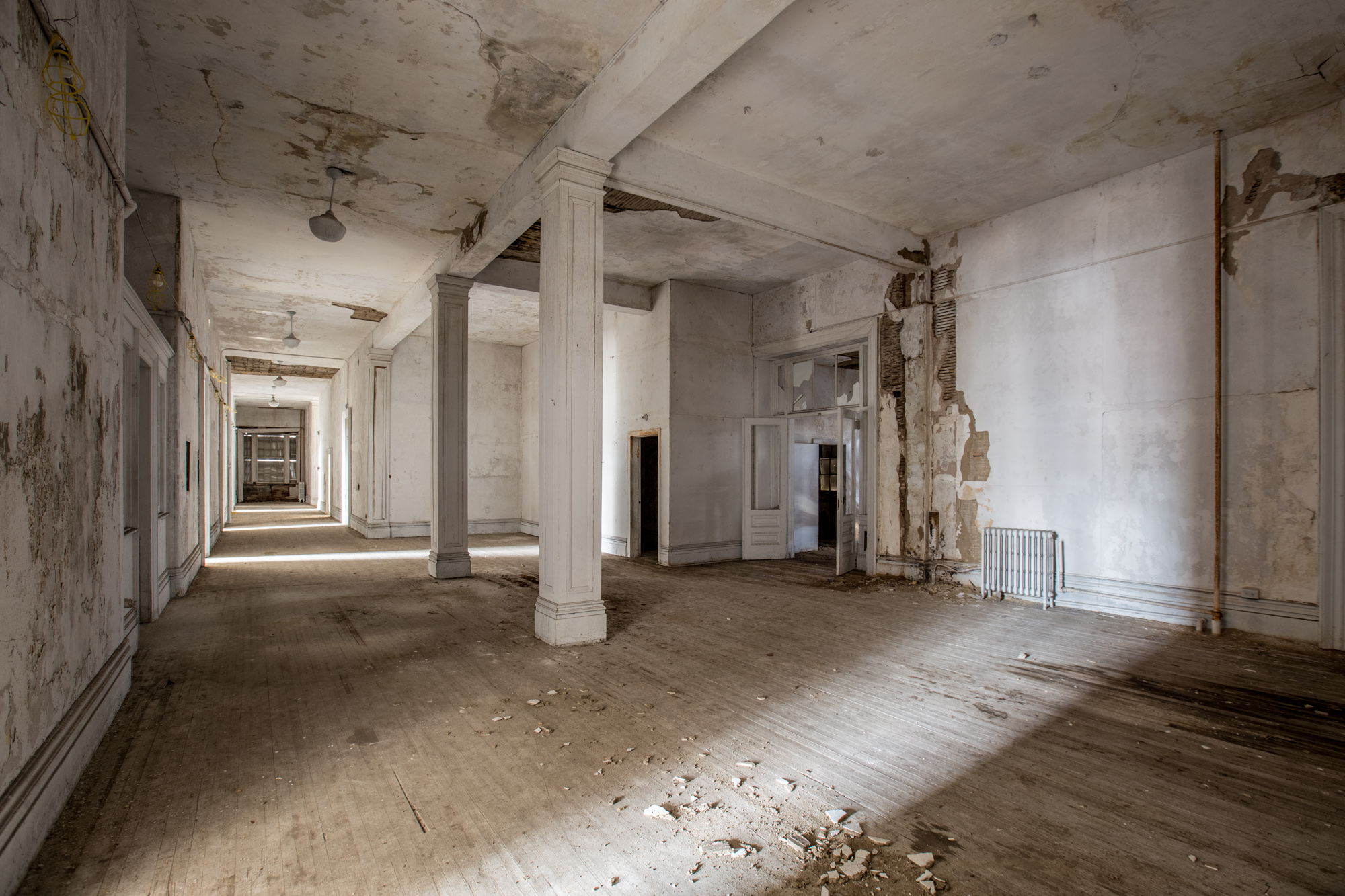 The Most Insane Abandoned Places in New York City | HuffPost
