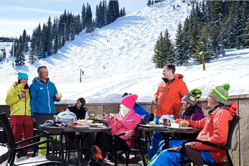 2016-02-25-1456374853-9185912-outsidedrinks.png
