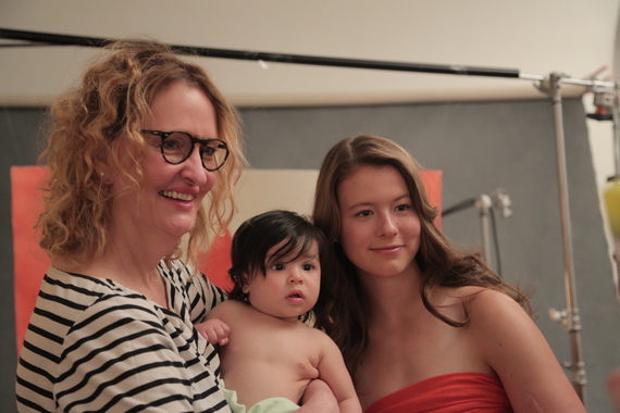2016-04-22-1461333398-5675169-AnneBabyandMadison.JPG
