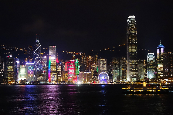 2016-05-01-1462136259-2035734-SymphonyOfLights_HongKong.jpg