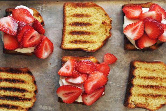 2016-05-18-1463610852-669541-strawberryshortcakegrilldedpoundcake600x903copy.jpg