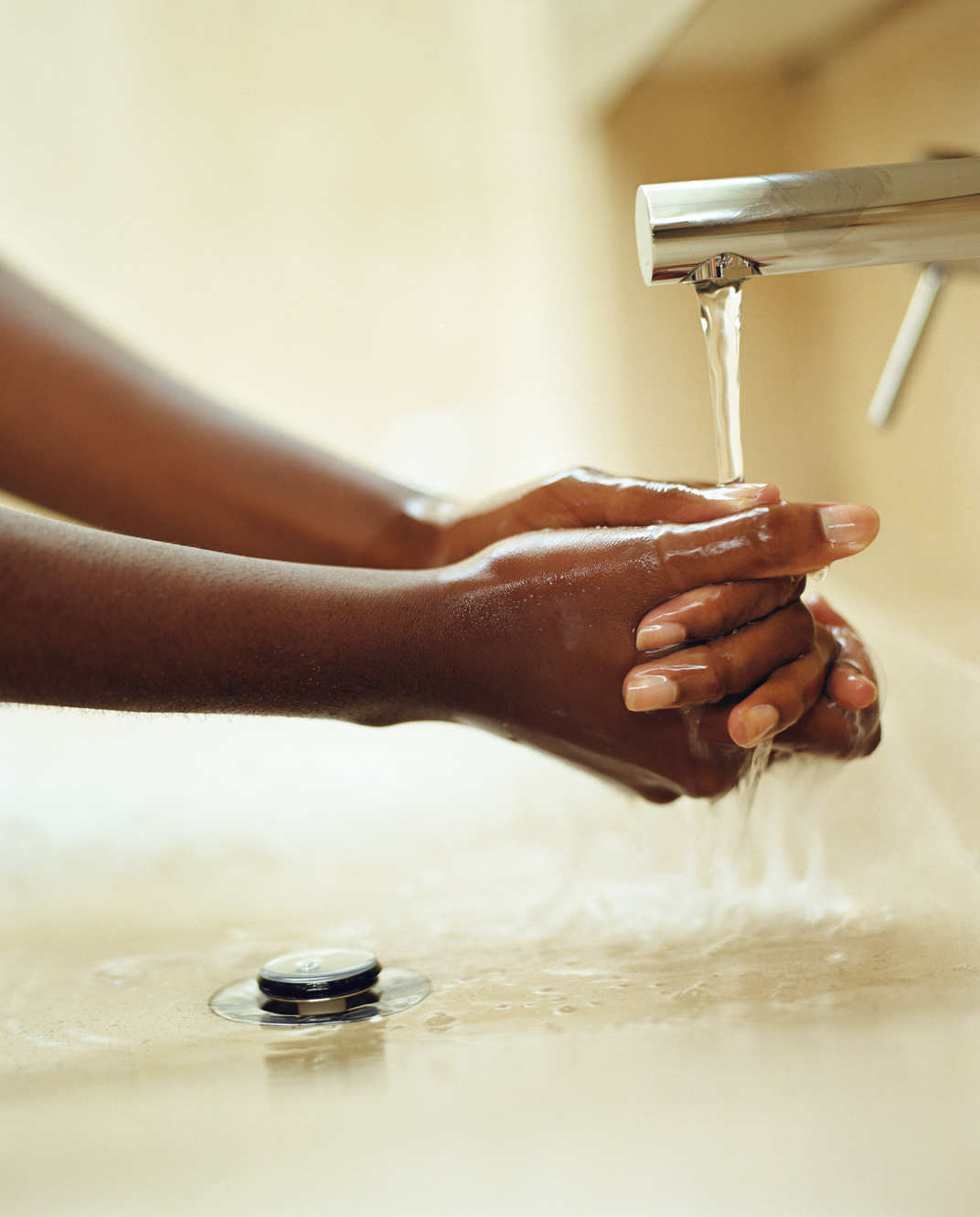 Wash your hands without damaging your skin - Fundación MAPFRE