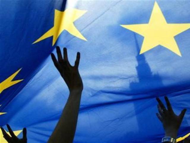 2016-06-28-1467113127-4540585-europa.jpg