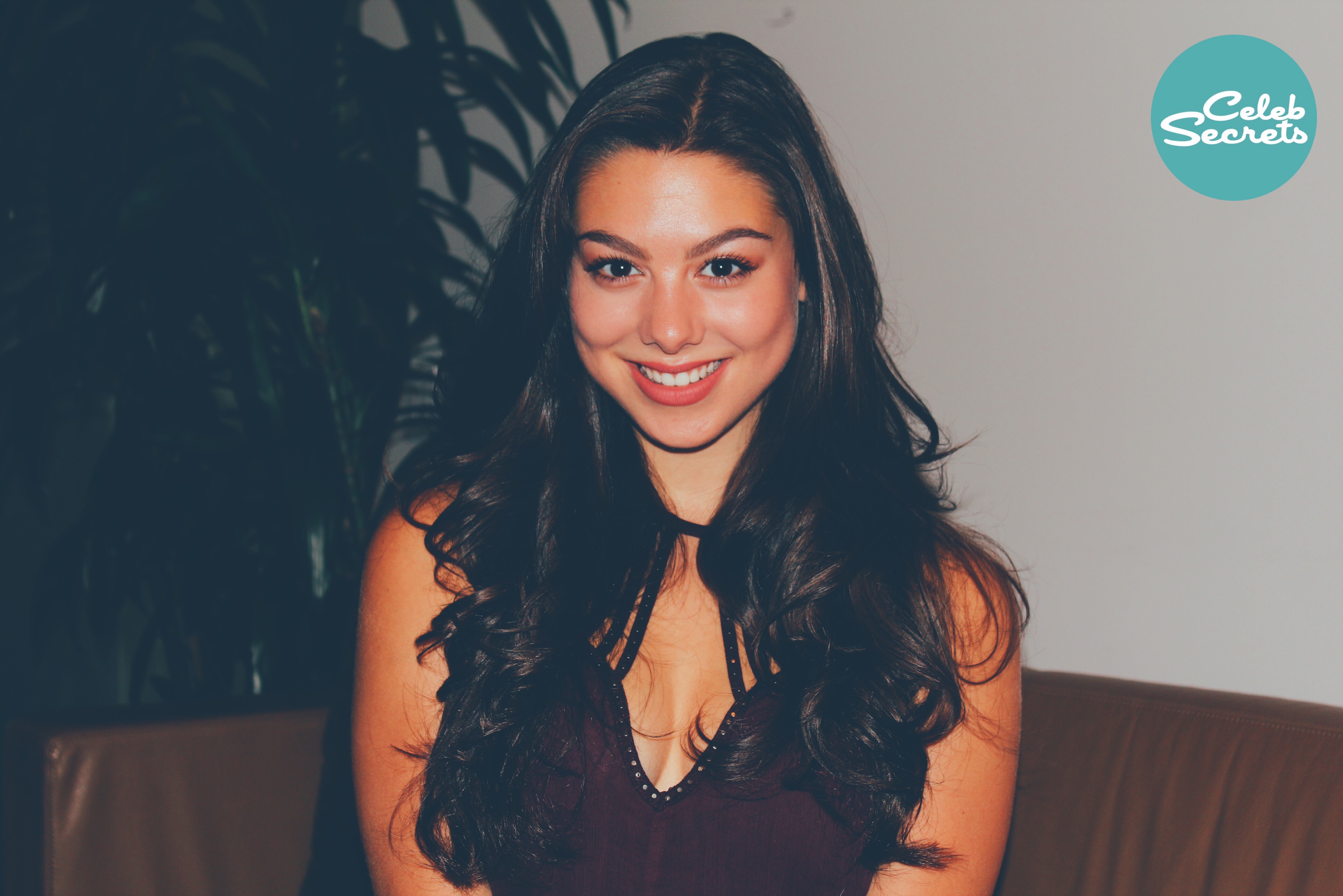 NickALive!: Kira Kosarin Opens Up About Working on 'The Thundermans