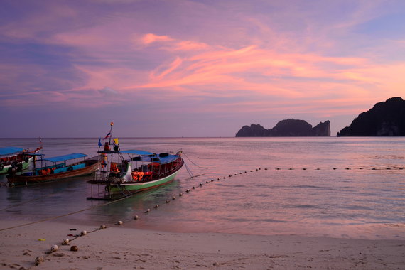 2016-09-23-1474657146-9613388-thailand.jpg