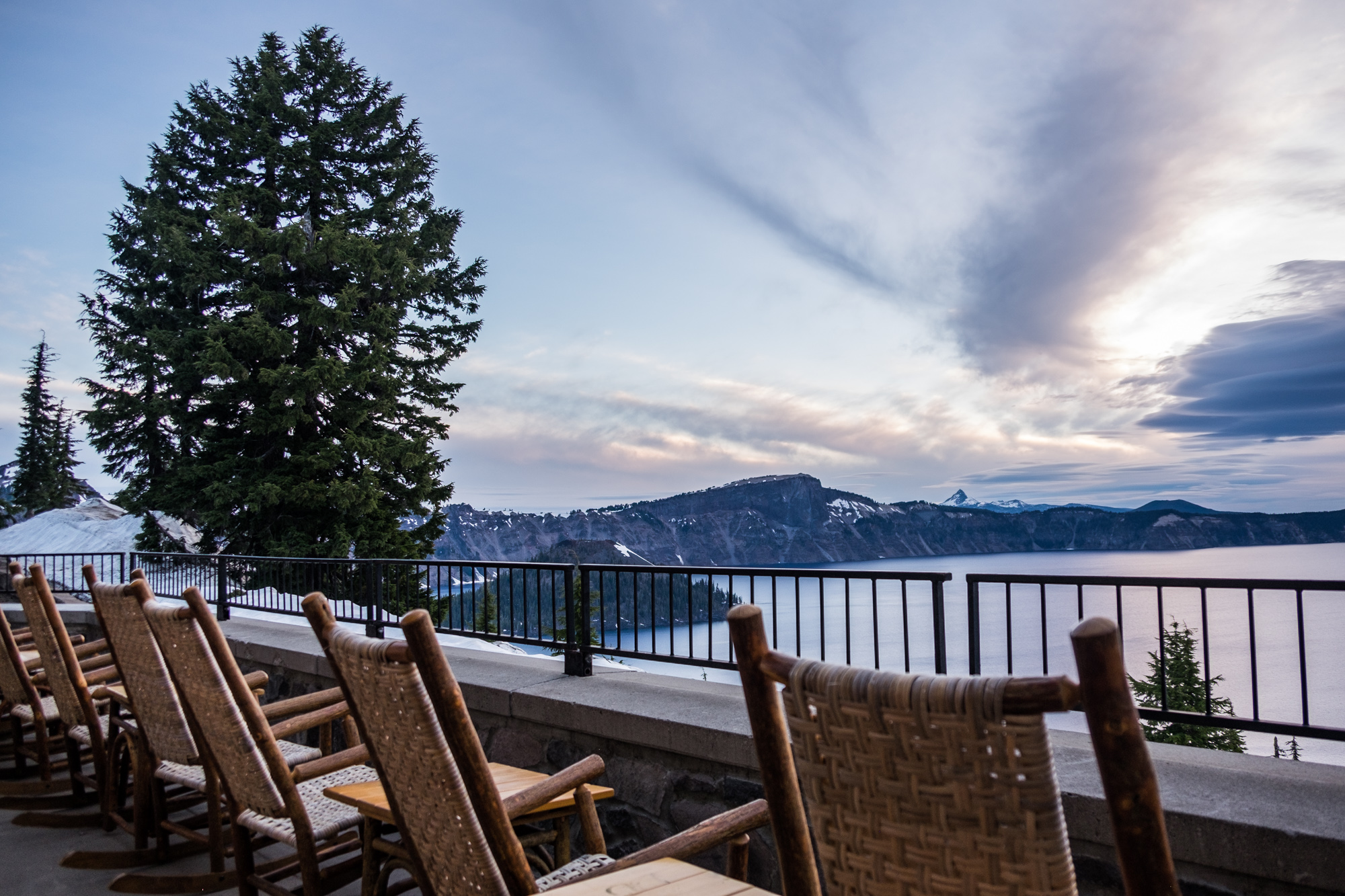 One Of The Great Old-Time National Park Lodges: Crater Lake | HuffPost2000 x 1333