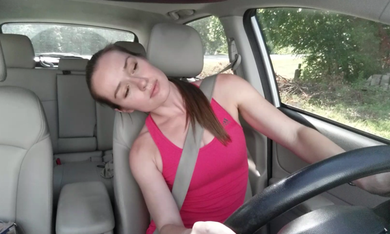 2016-11-10-1478797182-977096-InTheCar_SideBend.png