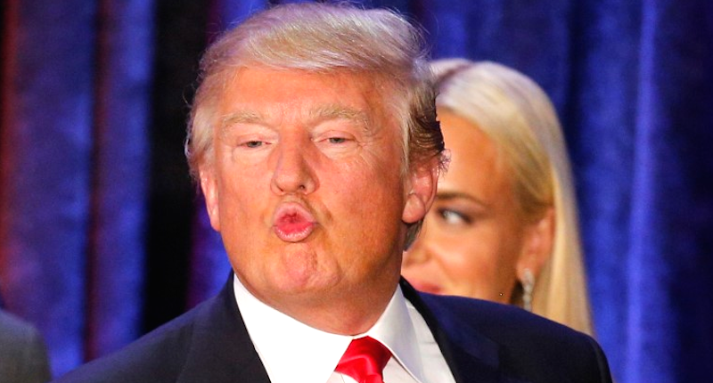 2017-01-09-1483969903-7065142-trumpantajo.png