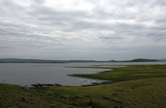 2017-04-12-1491973977-9617693-aarjapan_20170412_lake.jpg