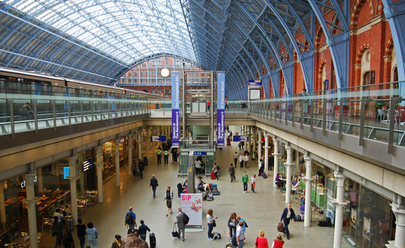 2017-04-18-1492510424-6847440-St_Pancras_railway_station_London.JPG