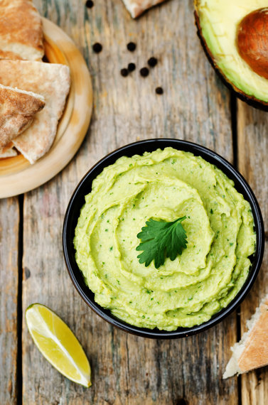 2017-04-18-1492543224-2071546-avocadohummus.jpg