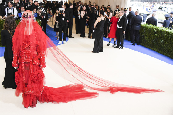 2017-05-02-1493693645-3560559-KAWAKUBOKATYPERRY_original.jpg